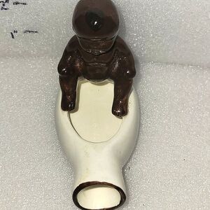 Ceramic toothpick holder presents 1952